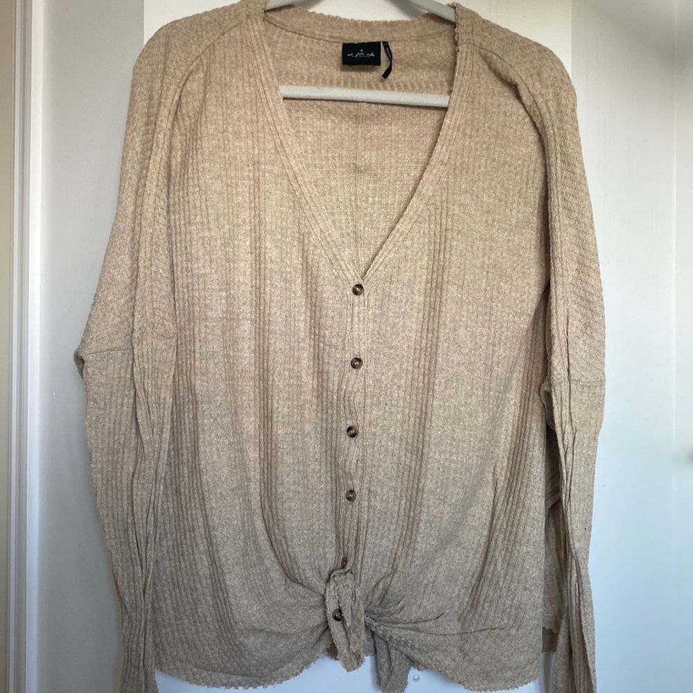 brushed knot top